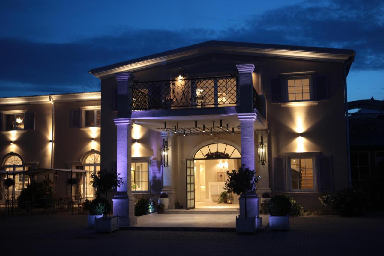 Riviera Resort Airport Modlin Olszewnica Nowa Экстерьер фото
